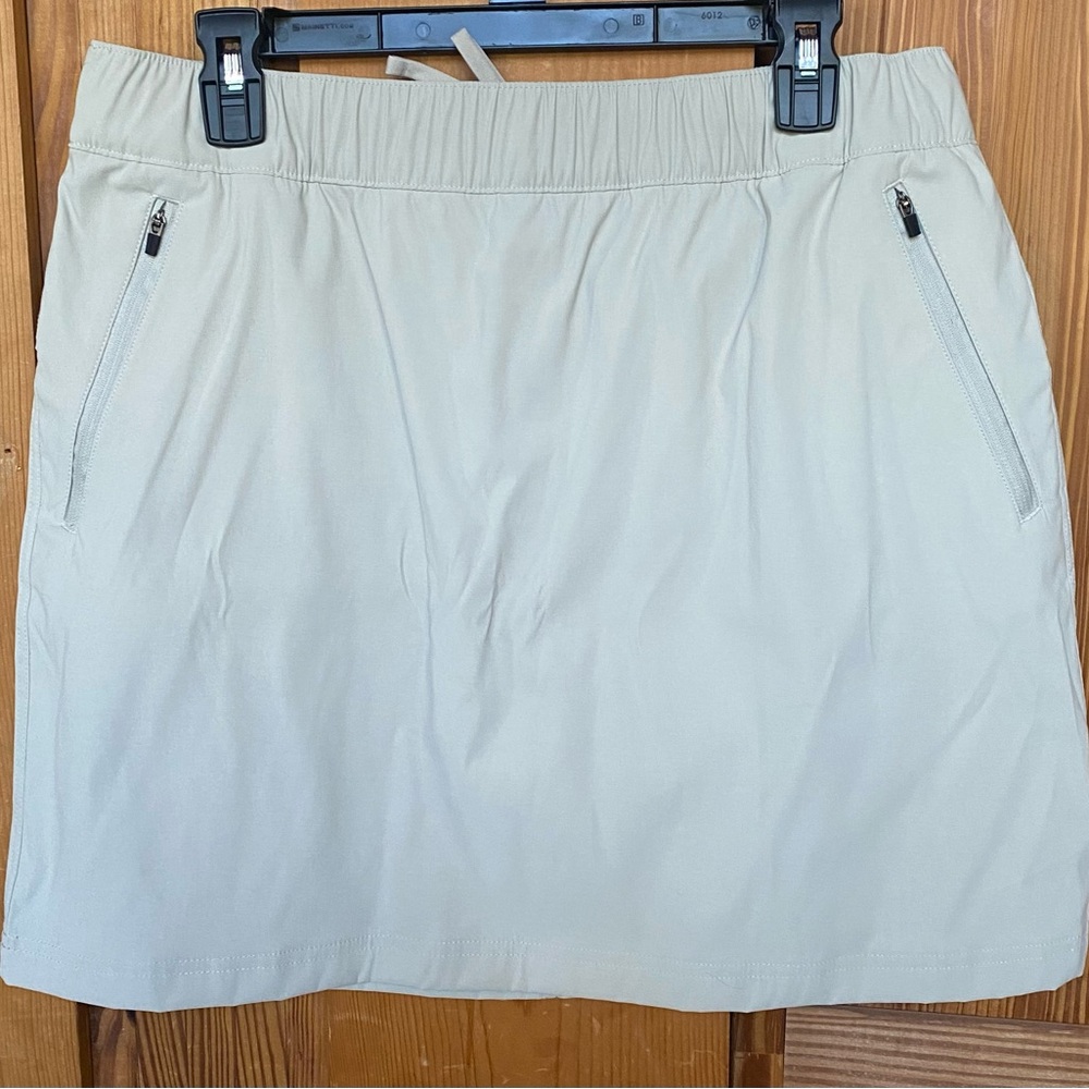 Eddie Bauer skirt NWT